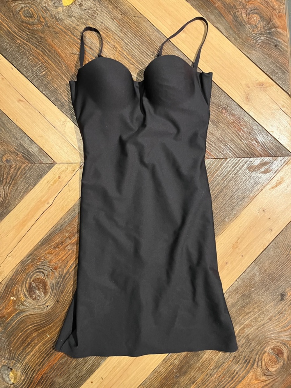 Sold out SKIMS Body Molded Underwire Slip Dress Size S Mini Shaping Shapewear